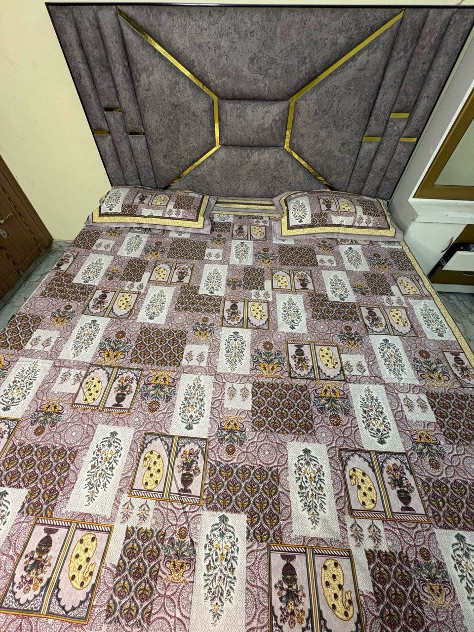 Jaipuri Pure Cotton Bedsheet King Size 100x108 - Comfort Castle