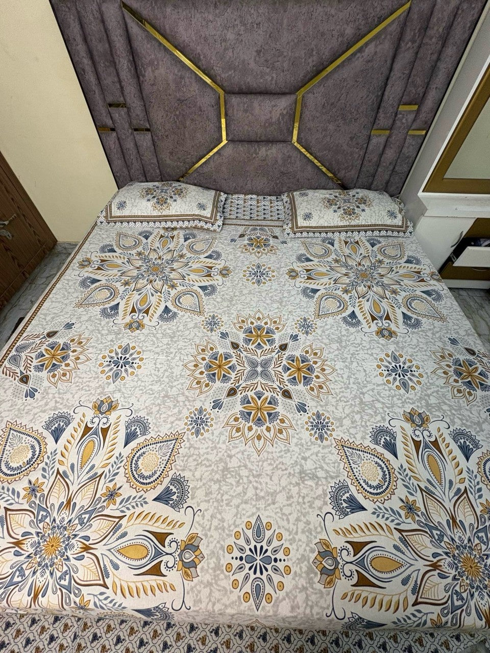 Pure Cotton Bedsheet King Size 100*108 | Mandala Print - Comfort Castle