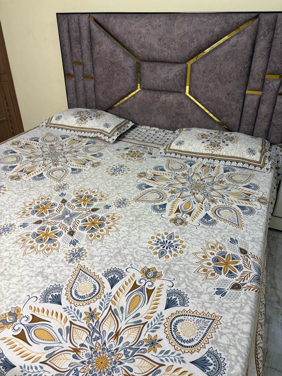 Pure Cotton Bedsheet King Size 100*108 | Mandala Print - Comfort Castle