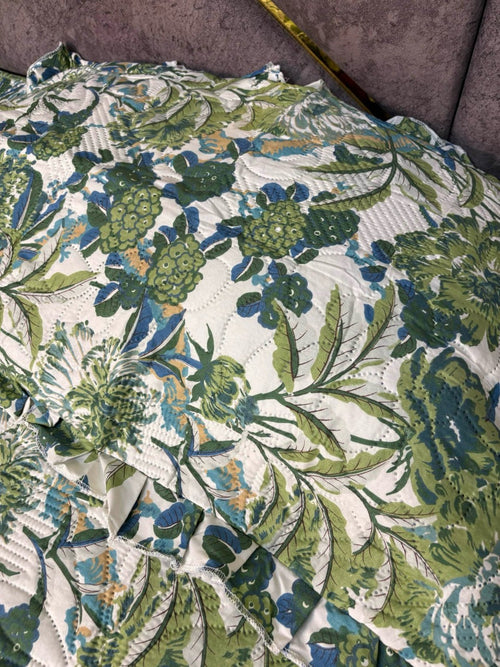 Glace Cotton Quilted Bed Cover with Frills | Floral Print Queen Size 90x100 - Comfort Castle
