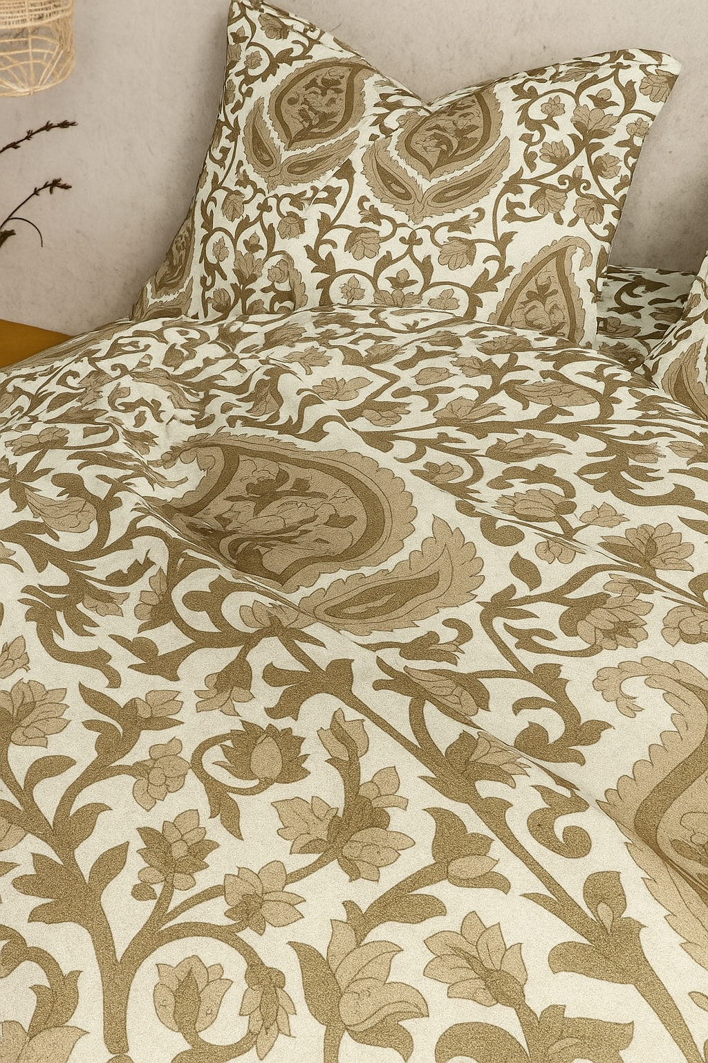 Heritage Luxe: Premium Jacquard-Inspired Bedding Set