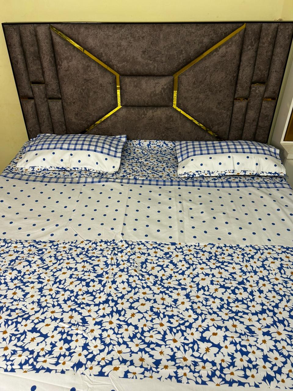 Luxury Blue Blossom Glace Cotton Queen Size Bedsheet