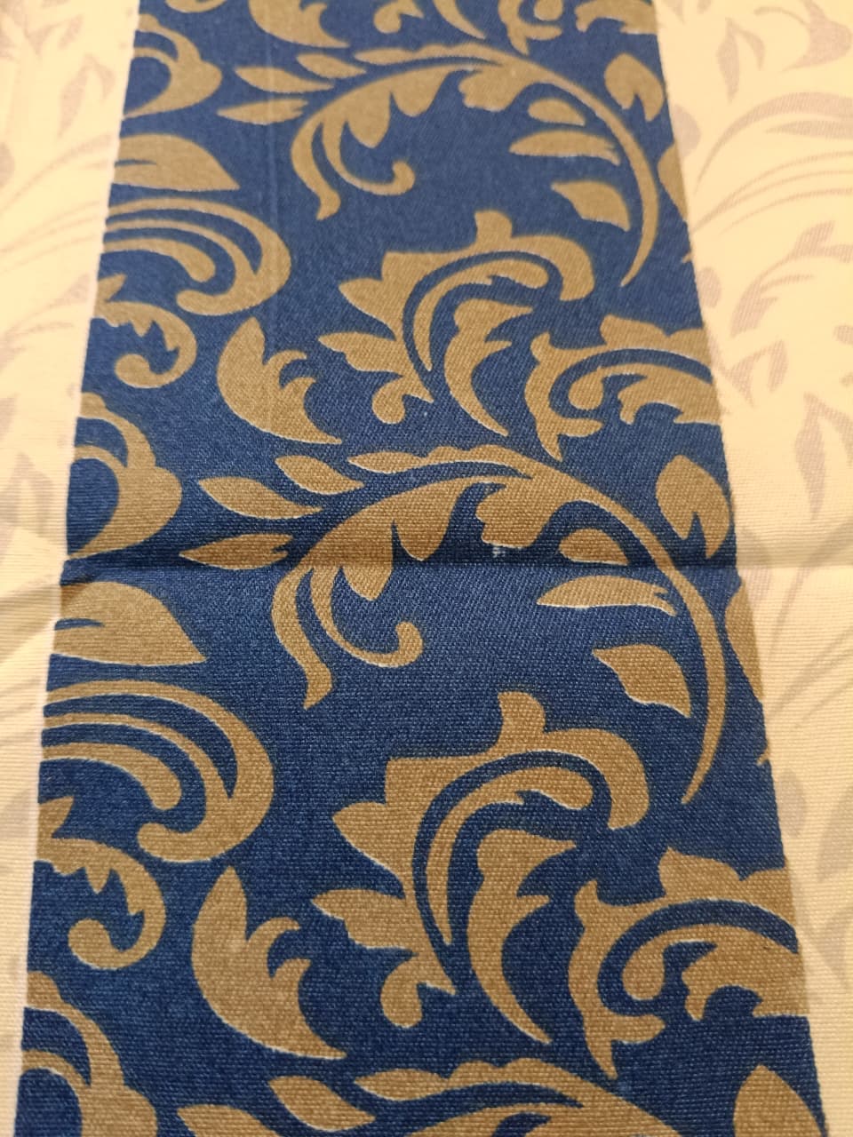 Luxury Royal Stripe Glace Cotton Queen Size Bedsheet